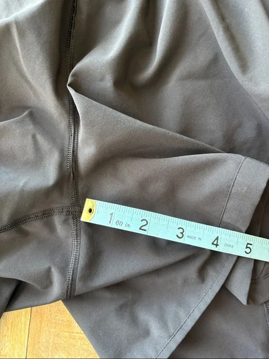 Lululemon Black Athletic Shorts Set size 8 - Picture 15 of 15